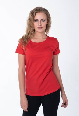 Красная женская футболка с лайкрой